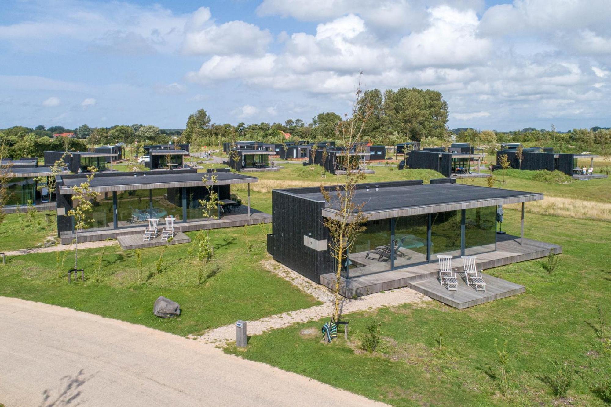 Buiten Pekelinge Oostkapelle Buitenkant foto